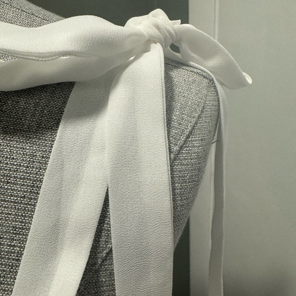 Black Tape Chiffon tied strap smocked white dress. Sz S BNWT - Picture 4 of 10